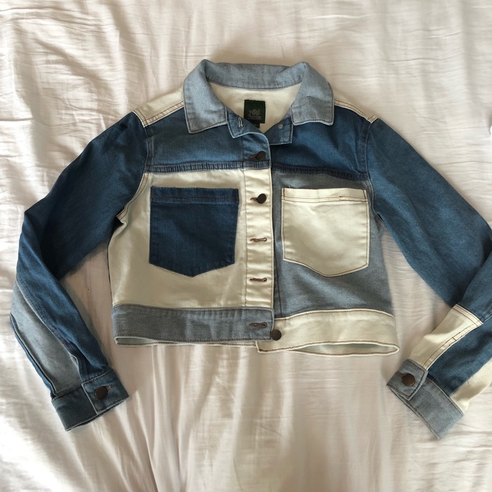 great condition 3 toned denim jacket